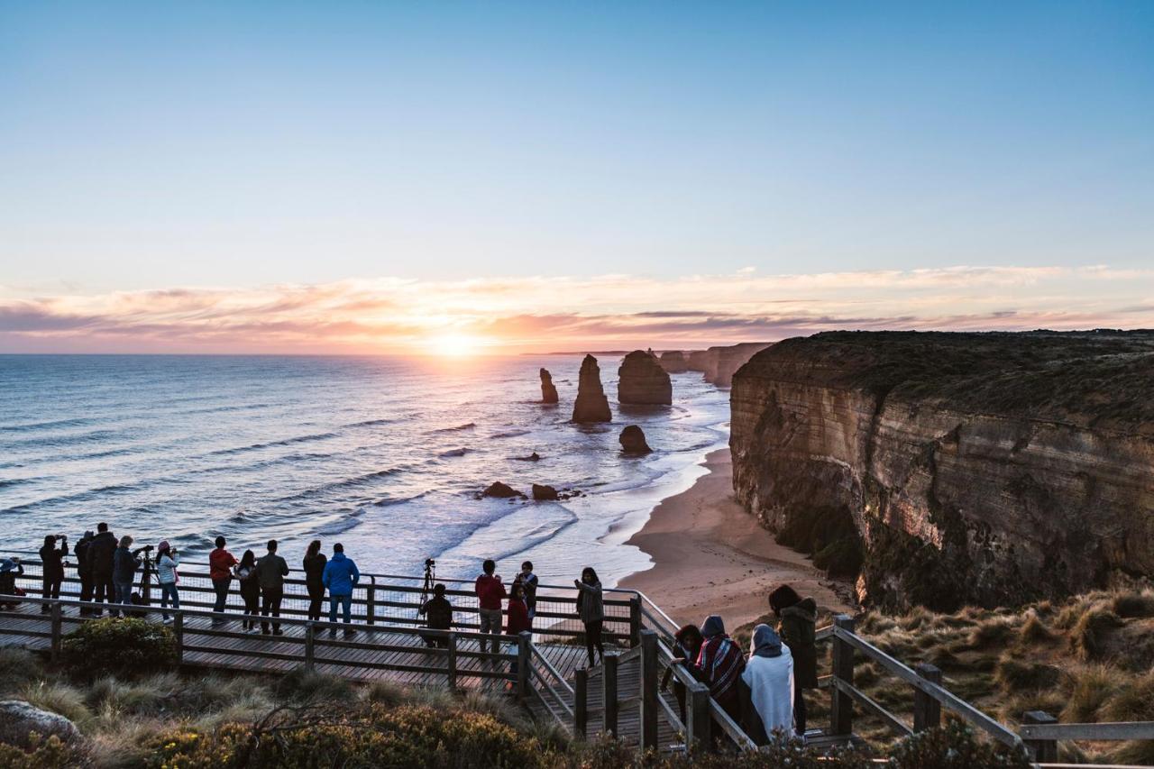 12 Apostles Accommodation Anchors Beach House With Sea Views Port Campbell Eksteriør billede